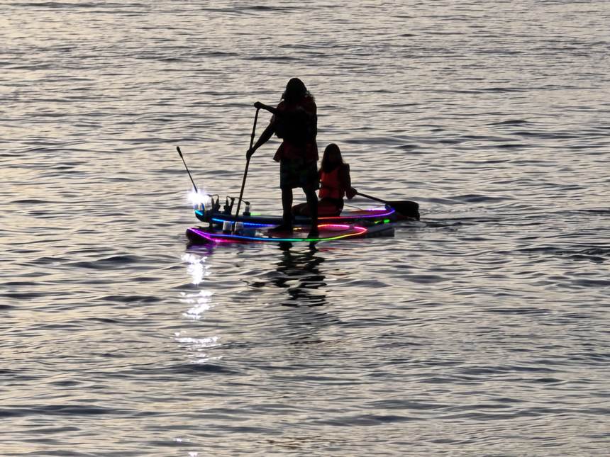 Paddle au coucher du soleil